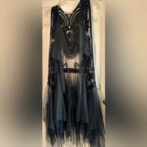Boho over dress (says m/l but feel it’s more one size). So very artsy eclectic